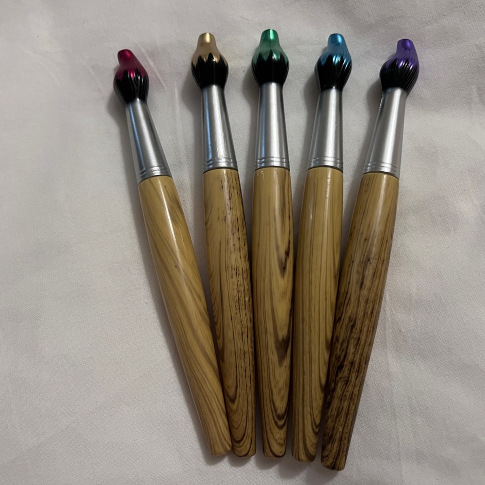 Artistic Pens that look like Paint Brushses 🖌